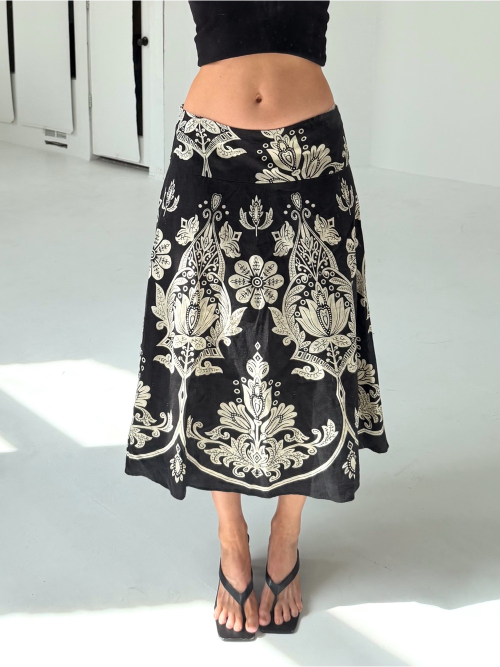 Black & Tan Floral Linen Midi Skirt